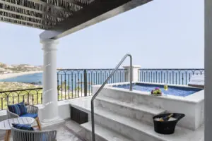 Presidential Suite Outdoor Jacuzzi